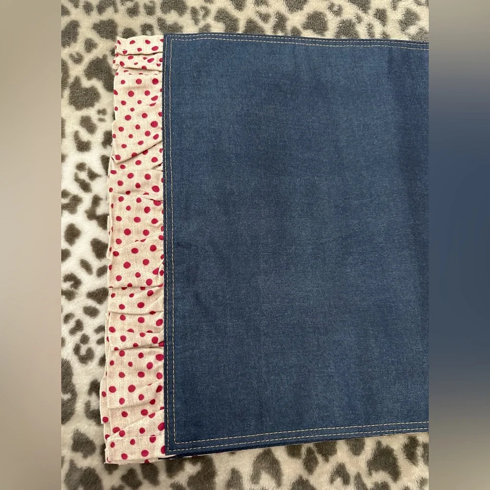2018 The Pioneer Woman Reversible Placemat Set of 4 Blue Denim Polka Dot Ruffle
